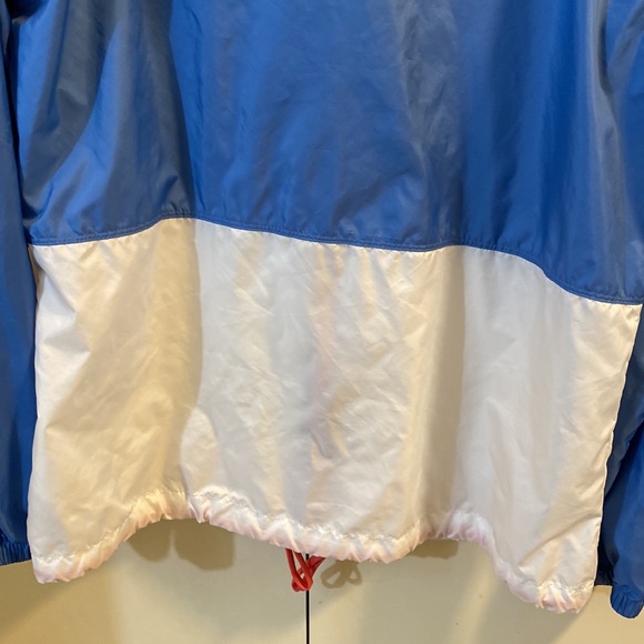 Columbia windbreaker in women’s size large - Picture 8 of 10